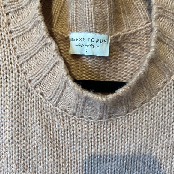 Aritzia dress forum large acrylic pink crew sweater… - Picture 3 of 6